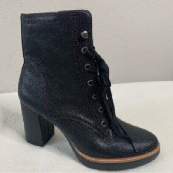 COPY - Naturalizer Women's Callie Medium/Wide Lace Up Boot - Picture 3 of 12